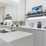 Stylish 2br In Old Town *