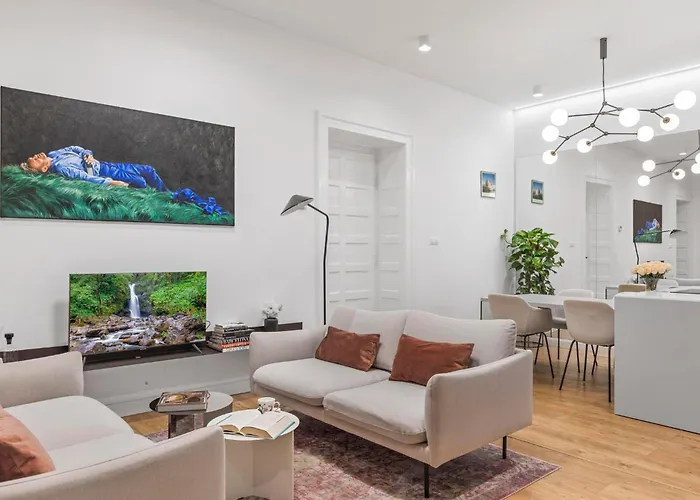 Stylish 2br In Old Town Διαμέρισμα *