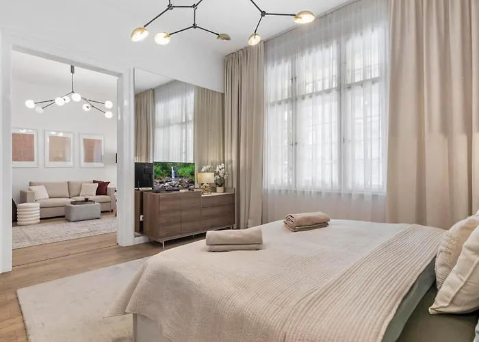 Stylish 2br In Old Town Μπρατισλάβα