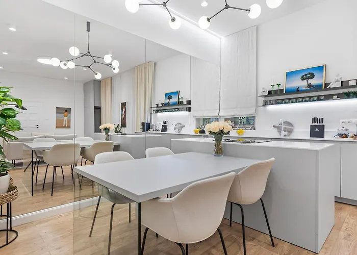 Stylish 2br In Old Town * Μπρατισλάβα