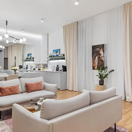 Stylish 2br In Old Town Bratislava